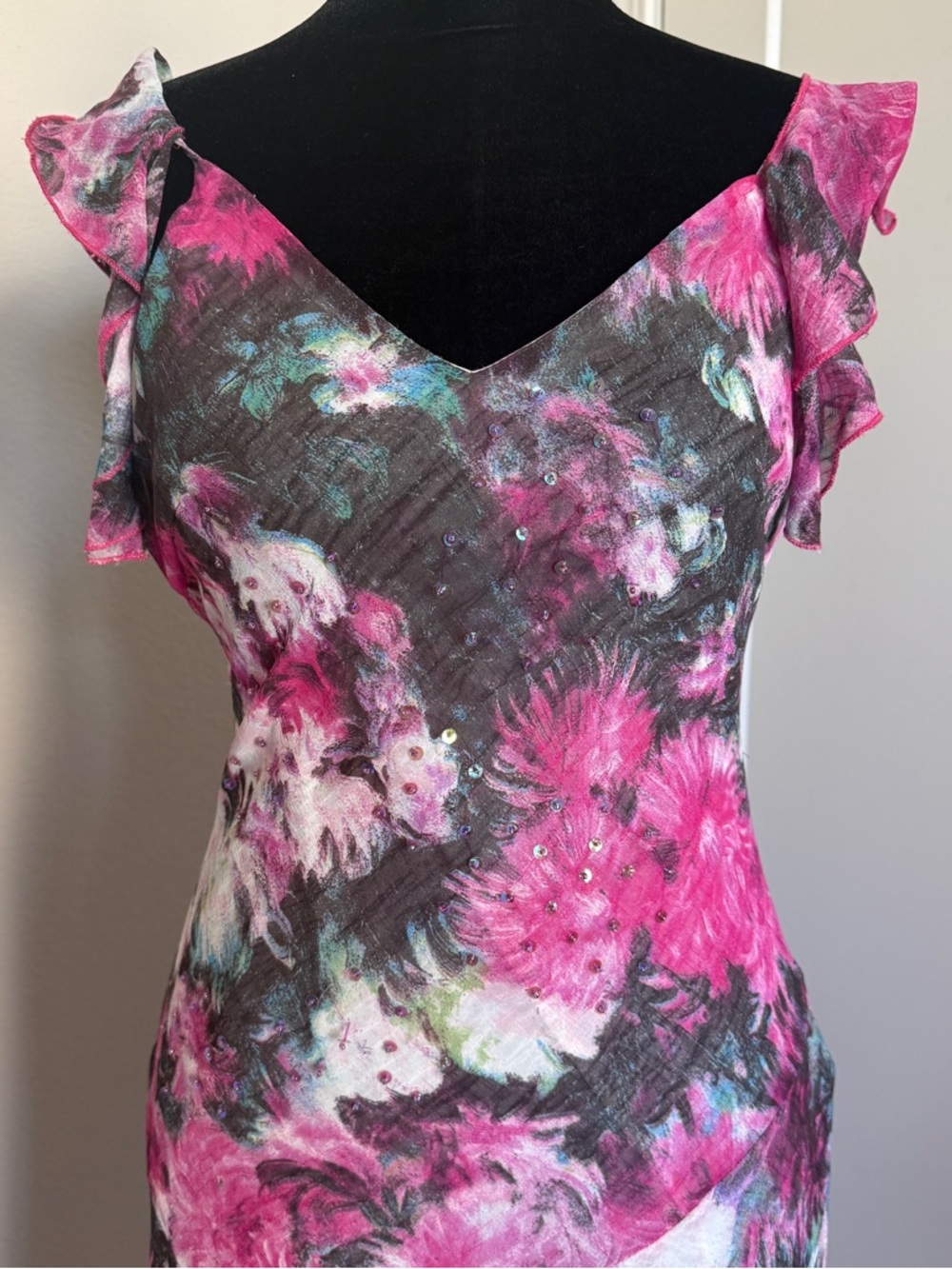💓SOLD💓 Gorgeous 100% Silk Vintage Asymmetrical Bias Cut floral beaded dress - Picture 4 of 14